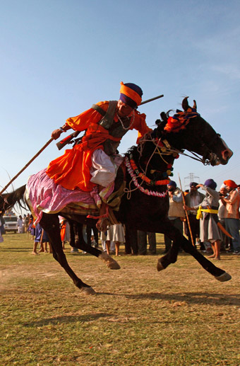 Hola Mohalla Festival with Le Passage to India